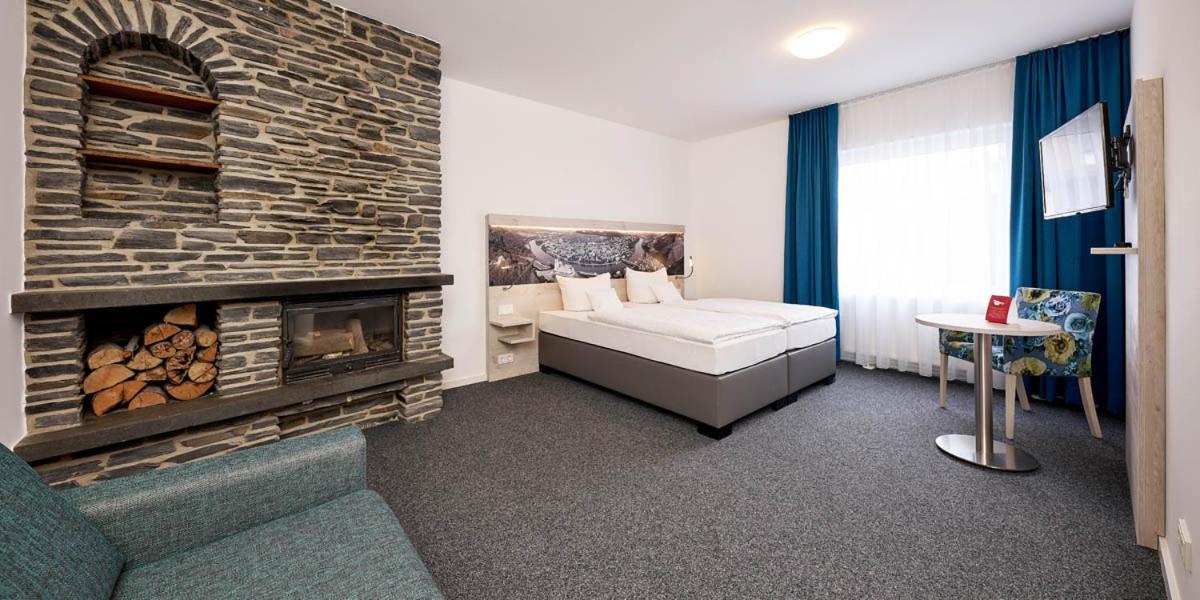 Sonnenuhr Bed & Breakfast Bernkastel-Kues Dış mekan fotoğraf