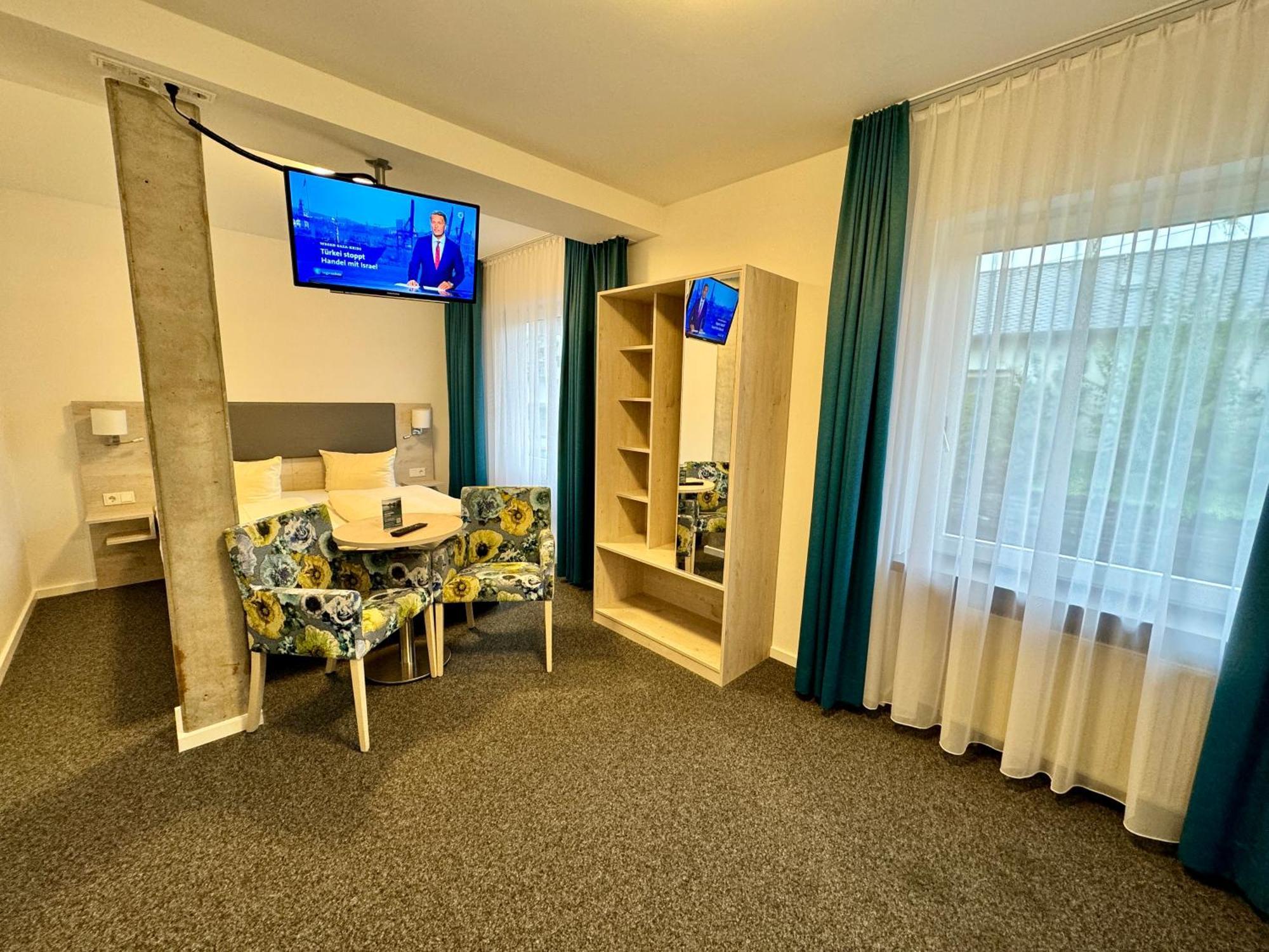 Sonnenuhr Bed & Breakfast Bernkastel-Kues Dış mekan fotoğraf