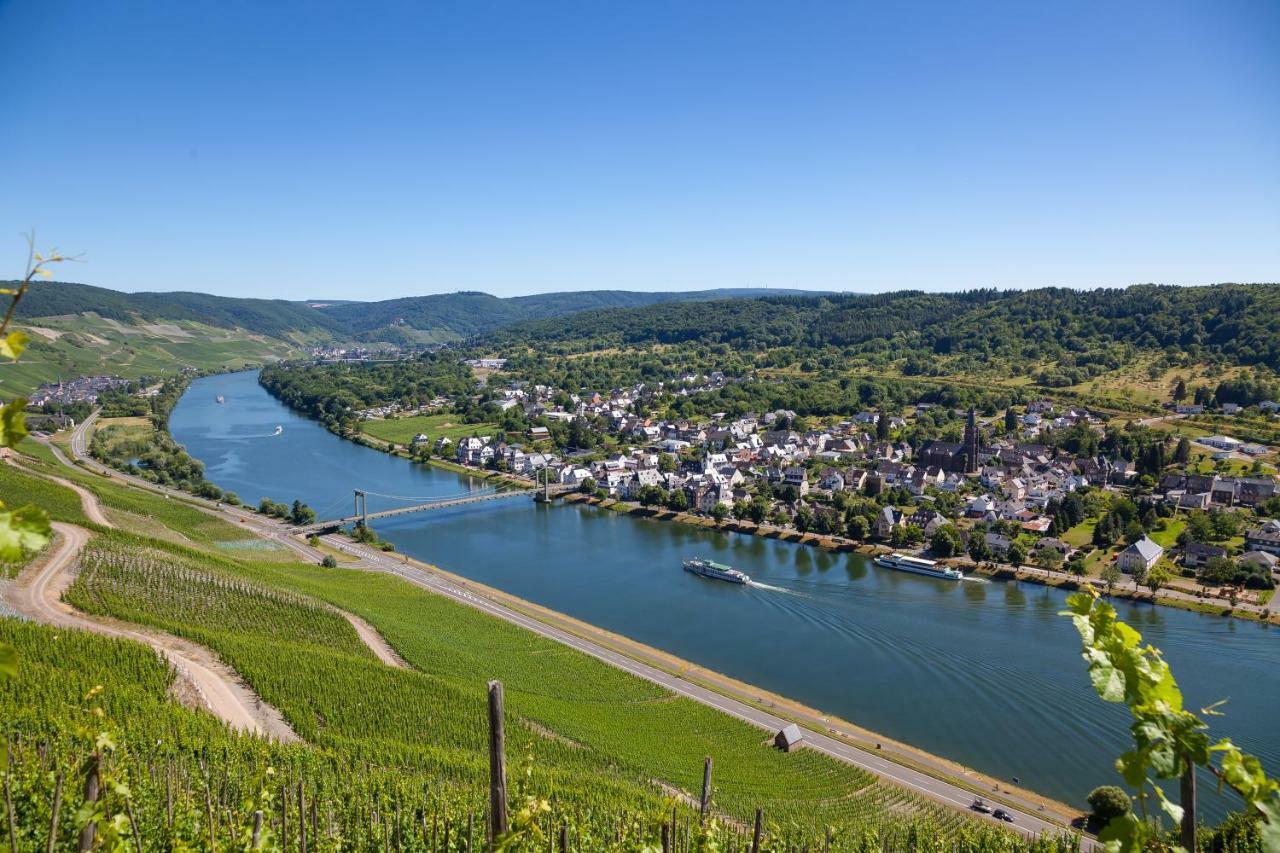 Sonnenuhr Bed & Breakfast Bernkastel-Kues Dış mekan fotoğraf