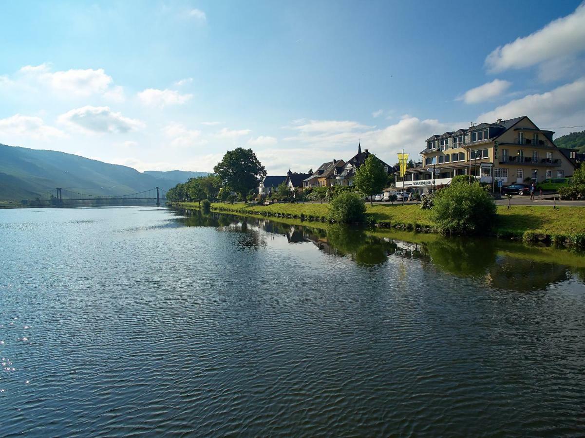 Sonnenuhr Bed & Breakfast Bernkastel-Kues Dış mekan fotoğraf