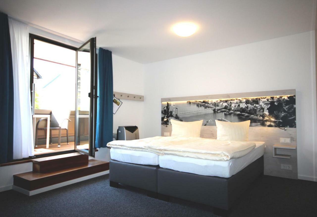 Sonnenuhr Bed & Breakfast Bernkastel-Kues Dış mekan fotoğraf